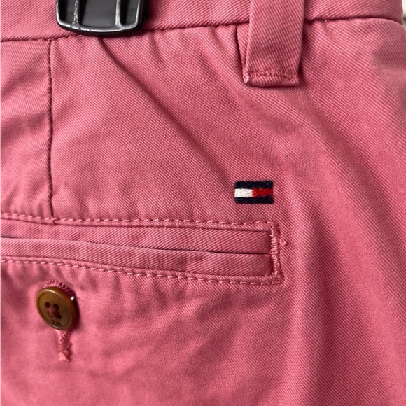 NWOT Tommy Hilfiger Shorts (size 30) - Picture 3 of 5